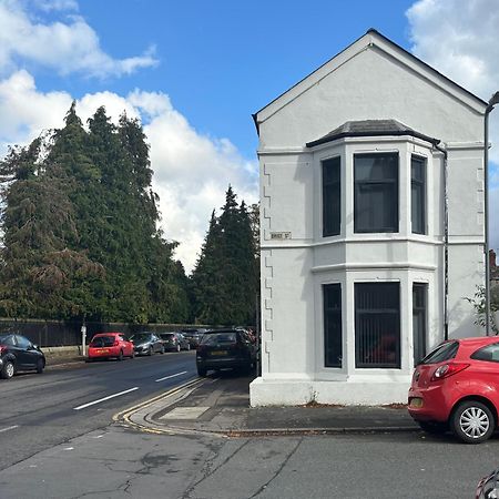 Luxurious Apartments - In Cardiff Luaran gambar